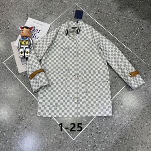 LV Women's Outwear 14